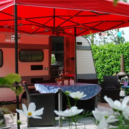 Bed & Breakfast öland Caravan Juf Jansen Ottoland